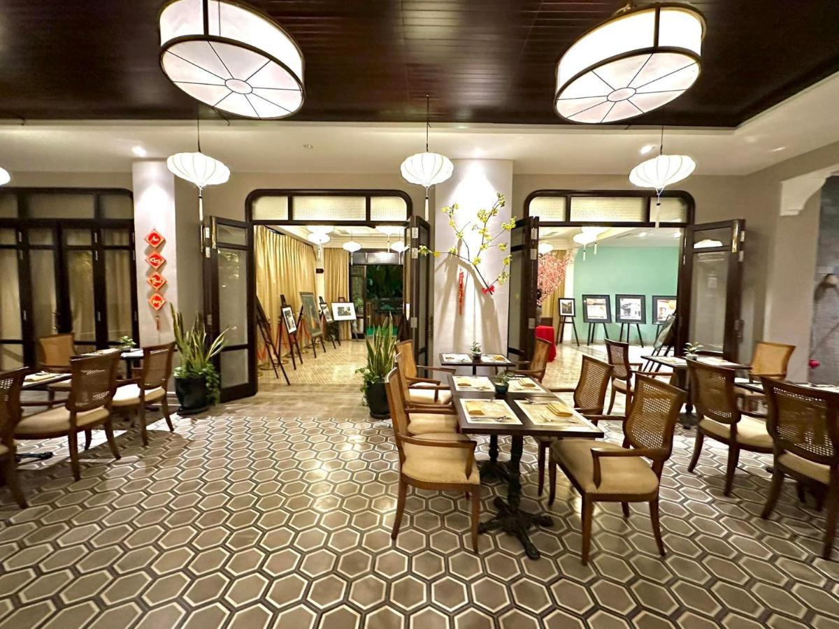 アレグロ ホイアン ア リトル ラグジュアリー ホテル&スパ エクステリア 写真 The lobby of the hotel