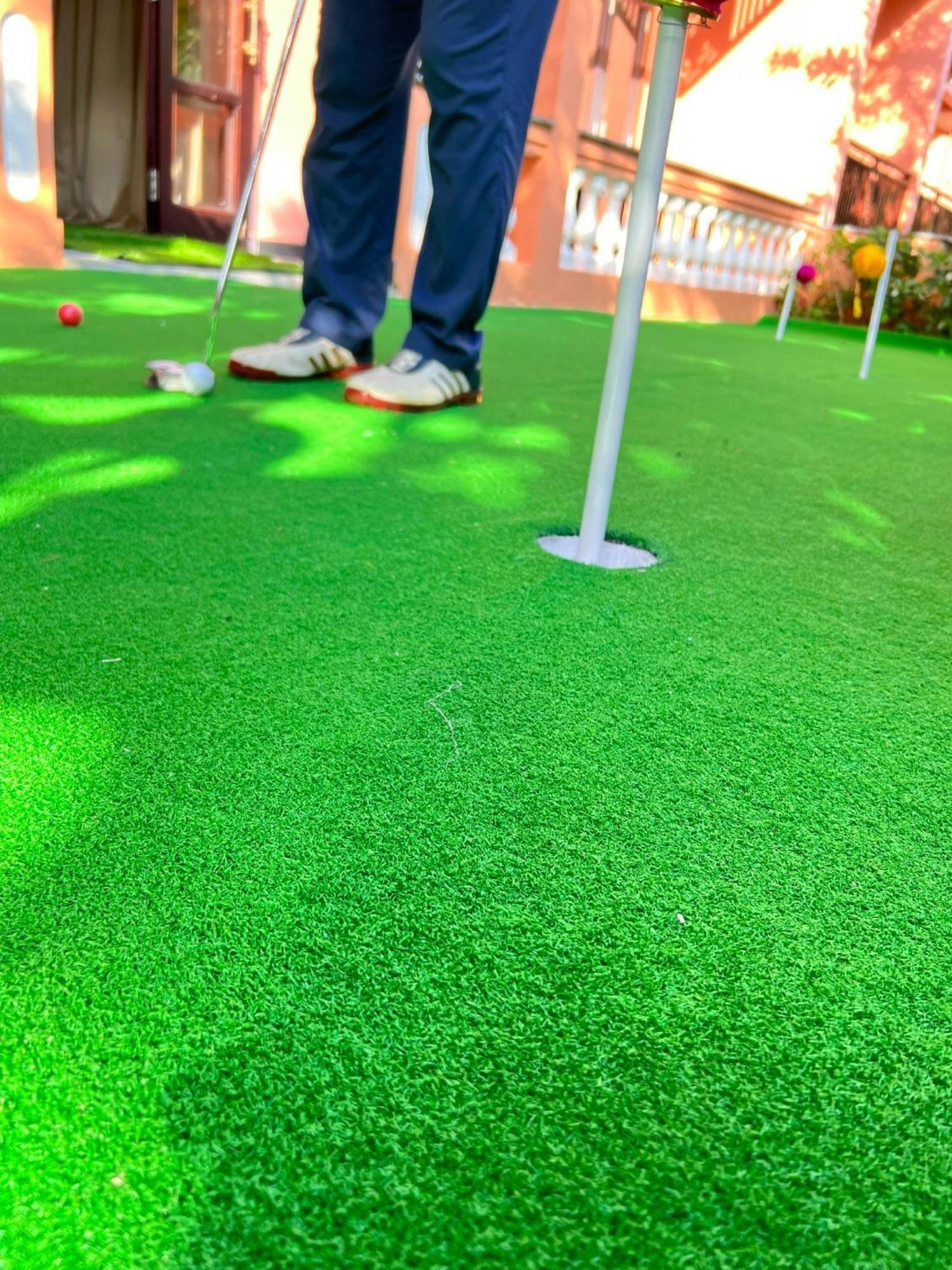 アレグロ ホイアン ア リトル ラグジュアリー ホテル&スパ エクステリア 写真 Artificial grass